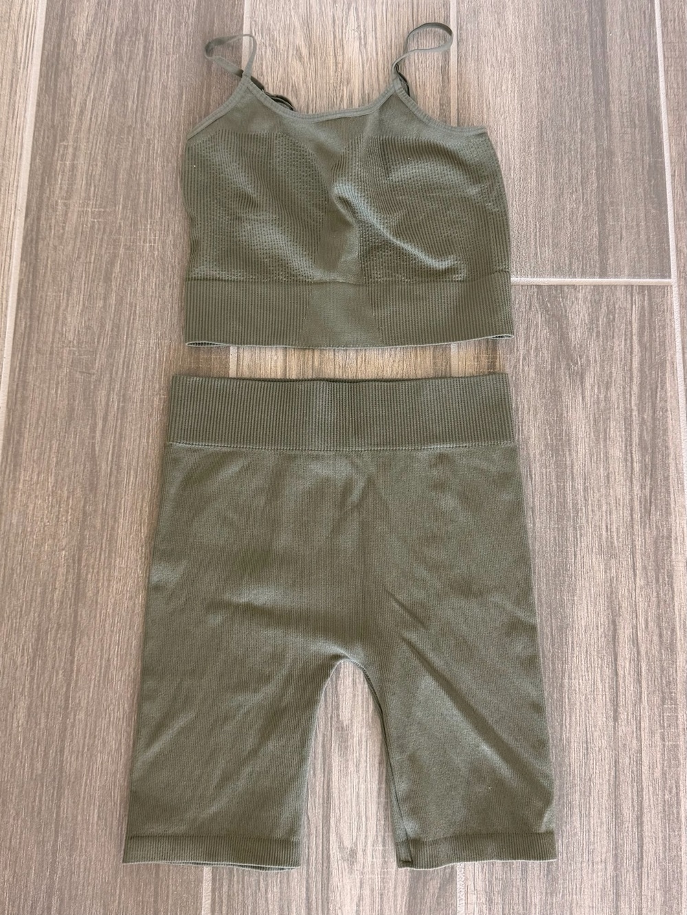Bozzolo Workout Set Sage Green Small